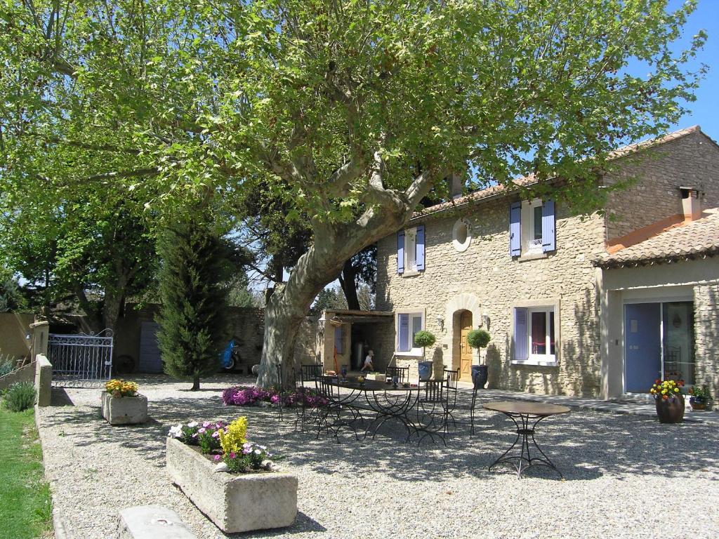 Le Mas Des Hirondelles Hotel Saumane-de-Vaucluse Esterno foto